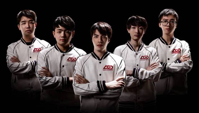 球迷带回了 球迷带回了